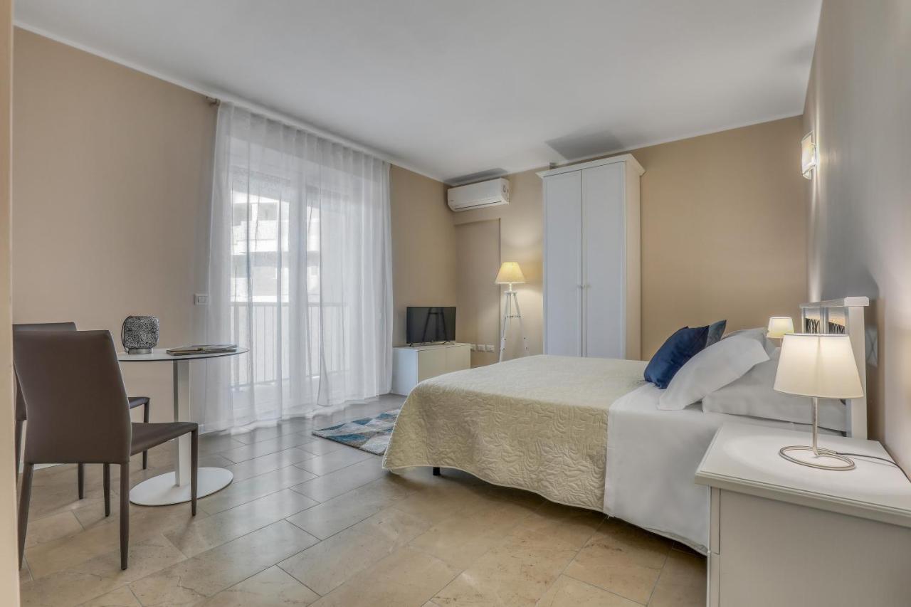 Asso Residence Ospedale Terni Exteriör bild